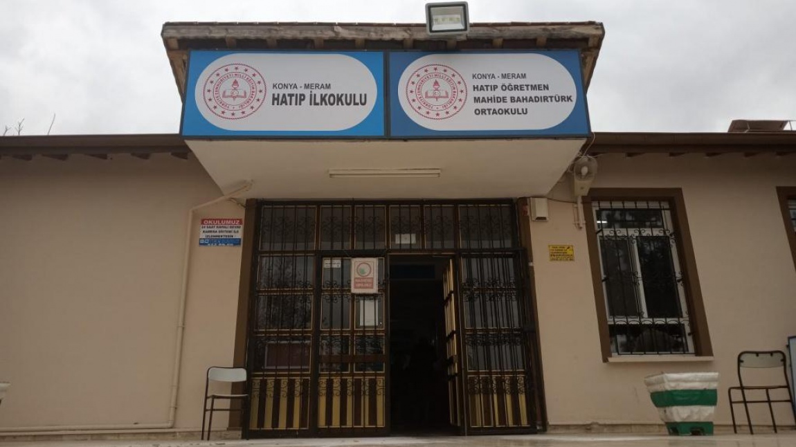 Hatıp Öğretmen Mahide Bahadırtürk Ortaokulu Fotoğrafı